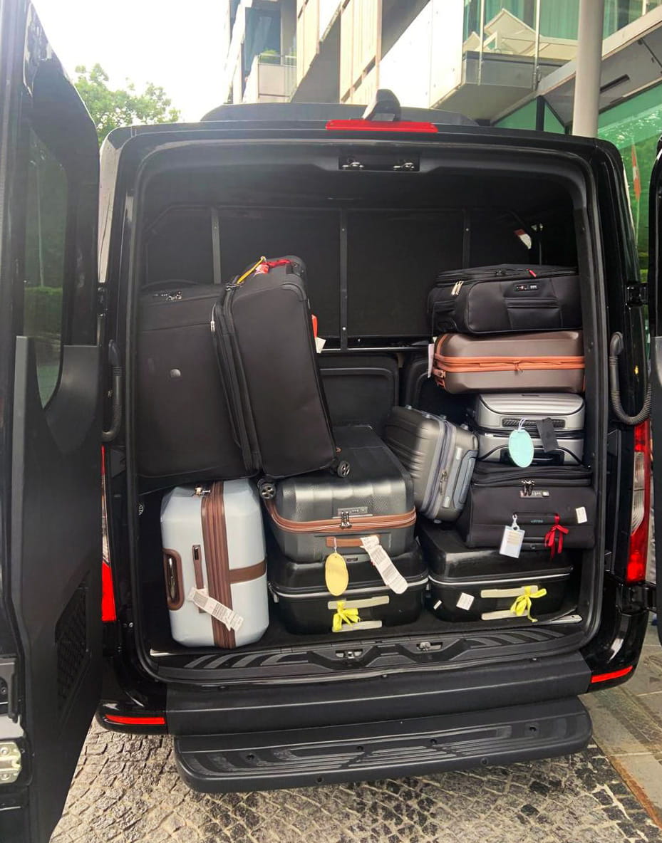Mercedes Sprinter capacity 10-15 suitcases