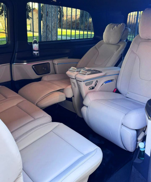 Private transfer taxi from to Rome Airport